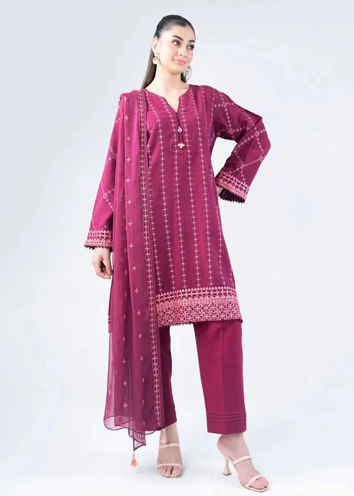 Maroon 3-piece winter suit set: long kurta with geometric embroidery, pants, dupatta