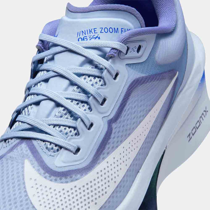 Up close, front view of the Women's Nike Zoom Fly 6.