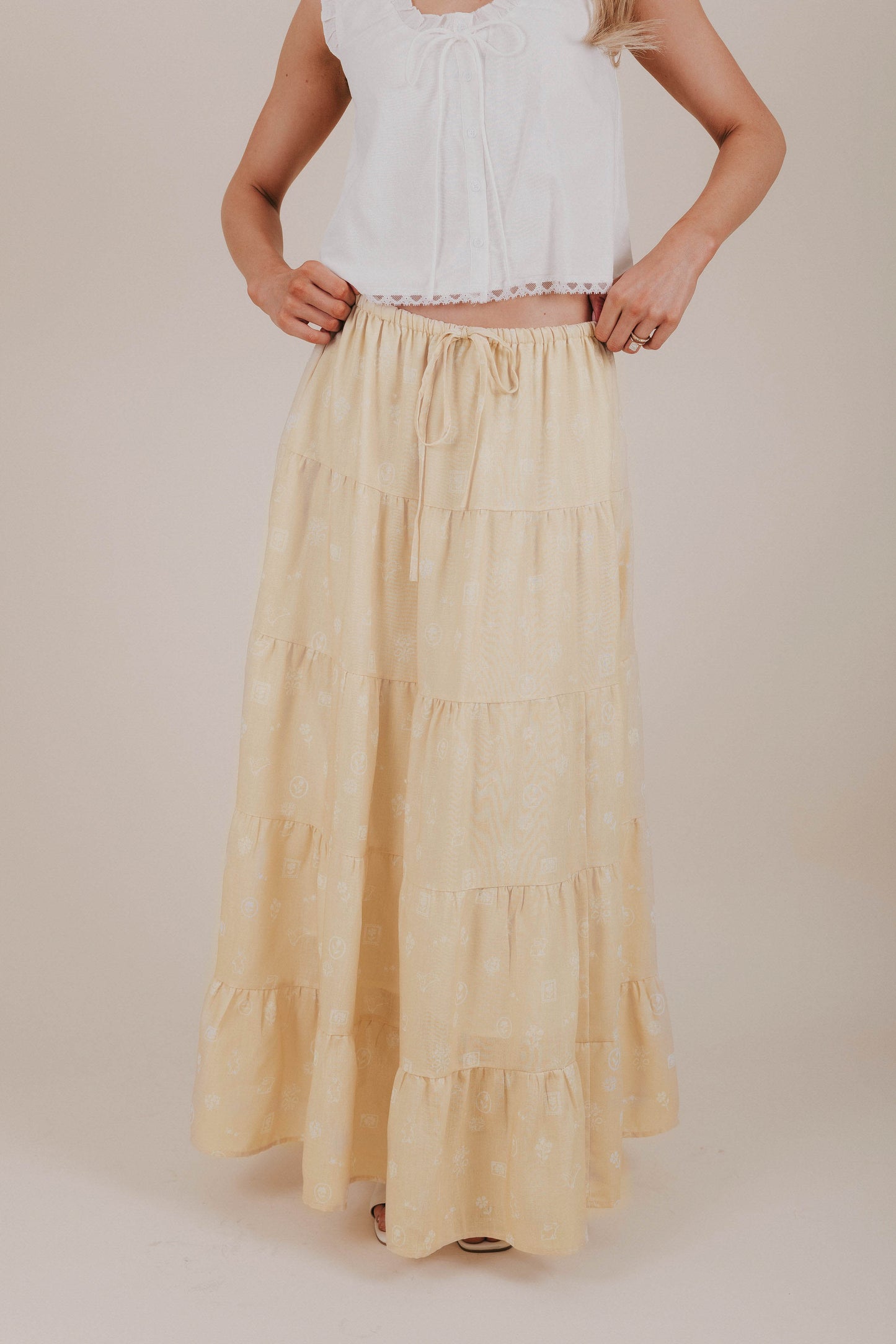 INCLUSIVE SIZING - Hop Into Spring Skirt