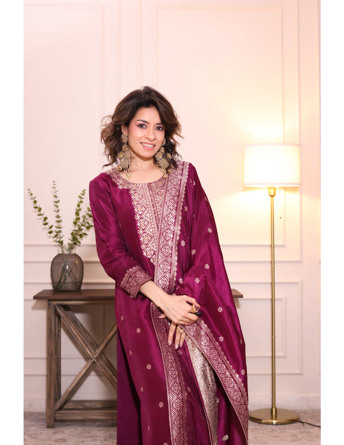 Zarmina Wine Brocade Silk Kurta Set